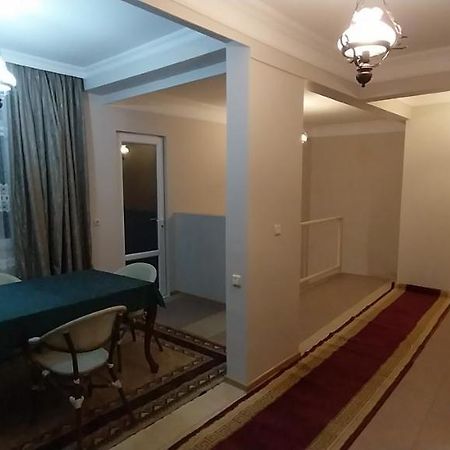 Hotel Damashni Batumi Exterior foto